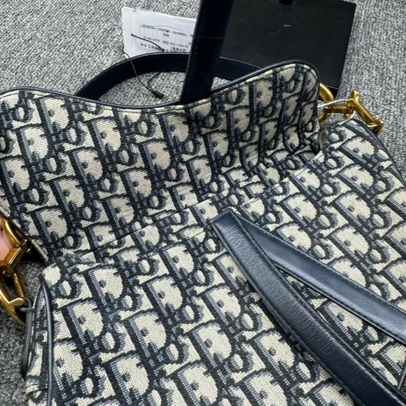 100% Authentic DIOR Saddle Cloth Crossbody bag - Picture 8 of 16